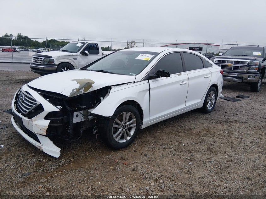 2016 HYUNDAI SONATA auction photo 2