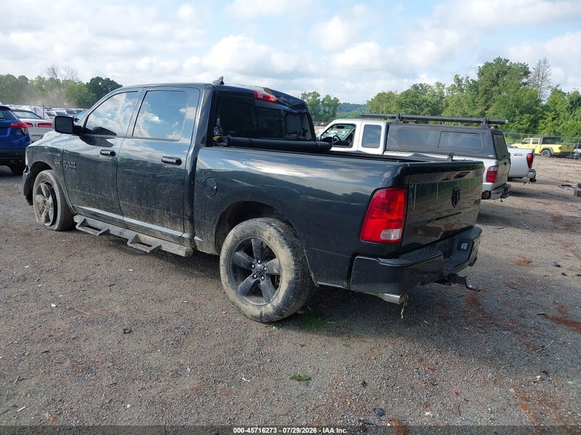 Vin: 1c6rr7lt2js337942, lot: 46214955, ram 1500 big horn  4x4 5'7 box 20183