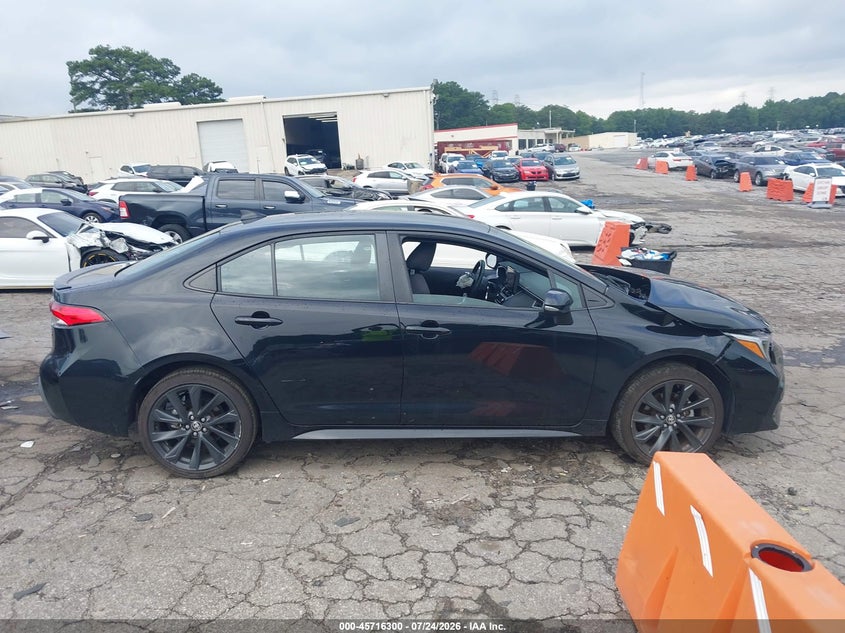 TOYOTA COROLLA - zdjęcie 13