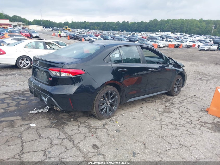TOYOTA COROLLA - zdjęcie 4
