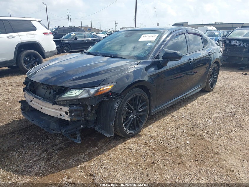 2022 TOYOTA CAMRY auction photo 2
