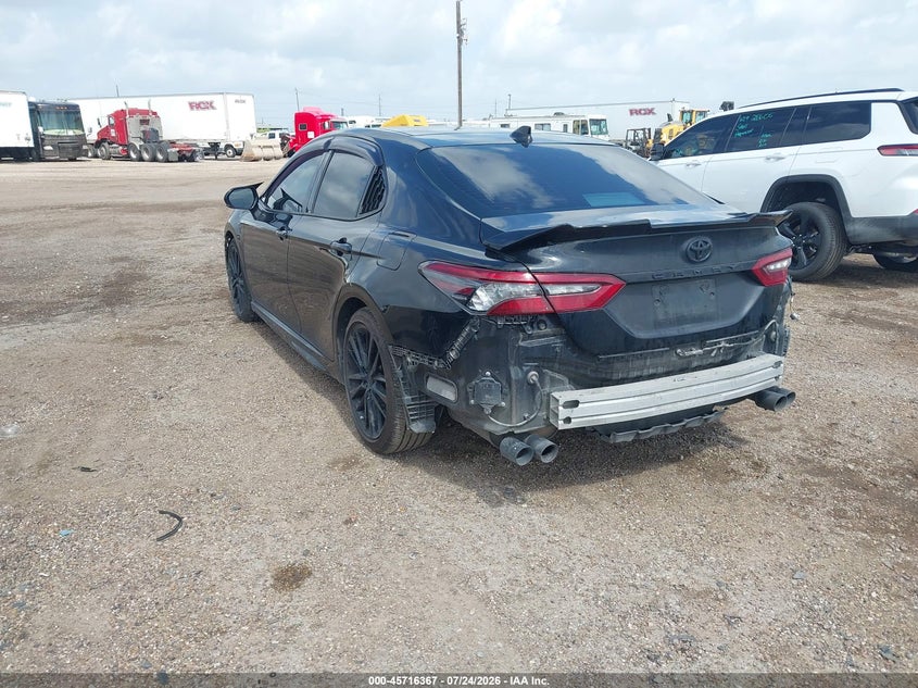 2022 TOYOTA CAMRY auction photo 3
