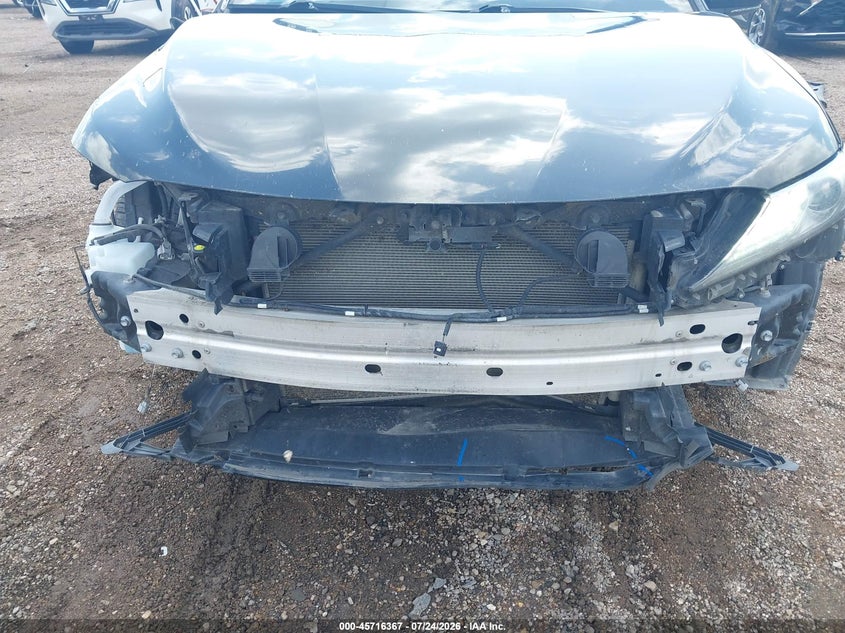 2022 TOYOTA CAMRY auction photo 6