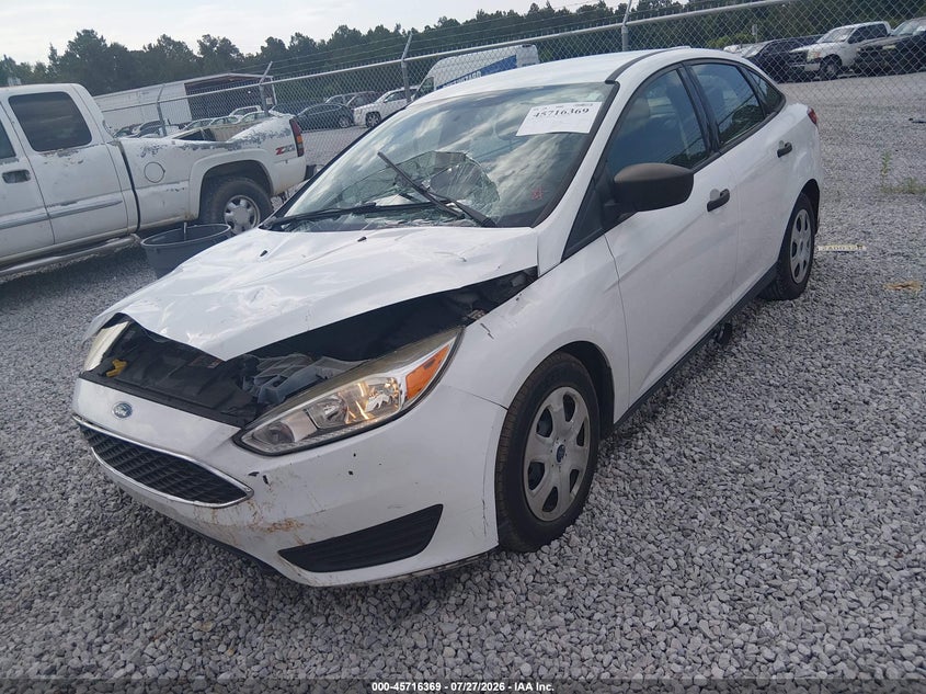 Vin: 1fadp3e26hl337877, lot: 46215051, ford focus s 20172