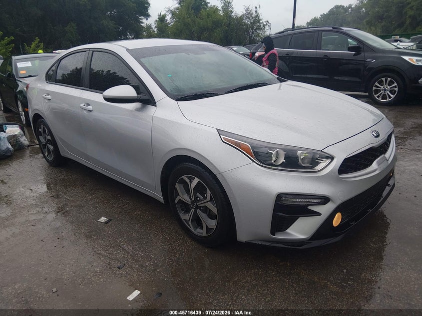 Vin: 3kpf24ad3me334548, lot: 46215121, kia forte lxs 20211