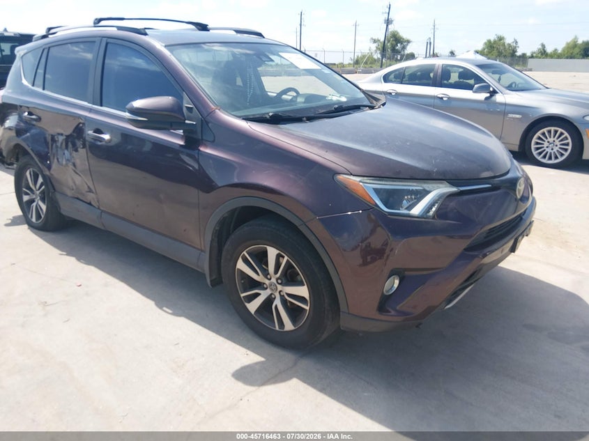 Vin: 2t3wfrev0hw368378, lot: 46215145, toyota rav4 xle 2017 img_1