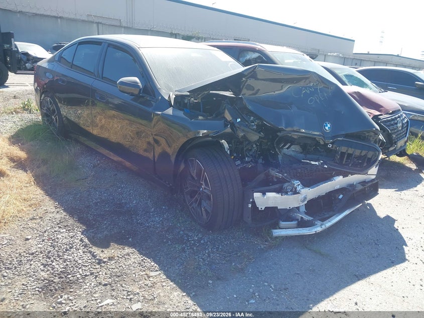 Vin: wba43fj05tcx58314, lot: 46215175, bmw 530i 2026 img_1