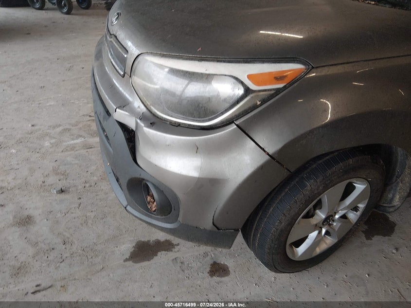 2018 KIA SOUL auction photo 6