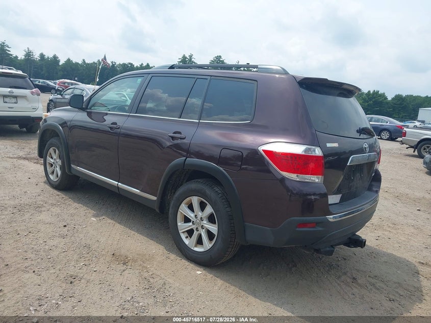 Vin: 5tdbk3eh6cs119885, lot: 46215199, toyota highlander base v6 20123