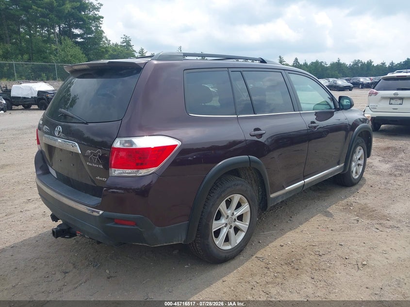 Vin: 5tdbk3eh6cs119885, lot: 46215199, toyota highlander base v6 20124