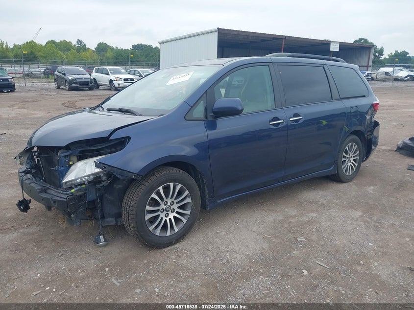 Vin: 5tdyz3dc4js909484, lot: 46215220, toyota sienna xle 8 passenger 20182