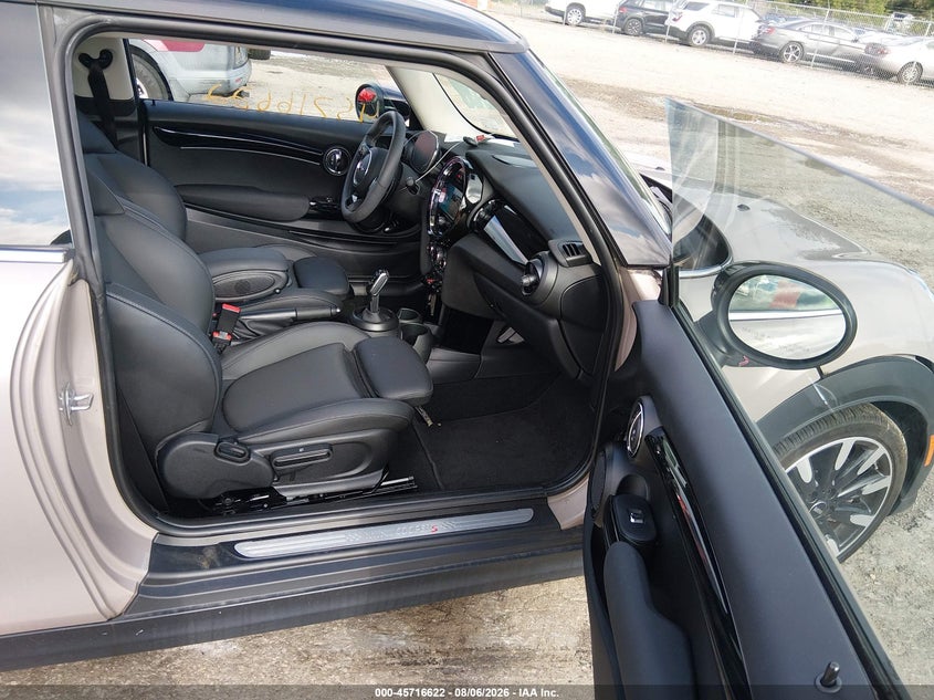 2024 MINI HARDTOP auction photo 5