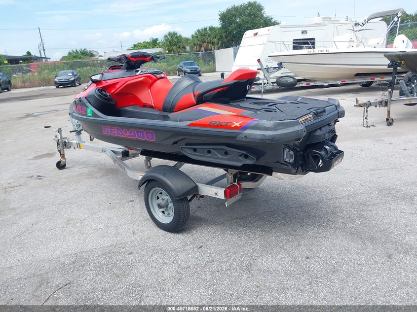 2019 SEADOO RXT-X 300 auction photo 3