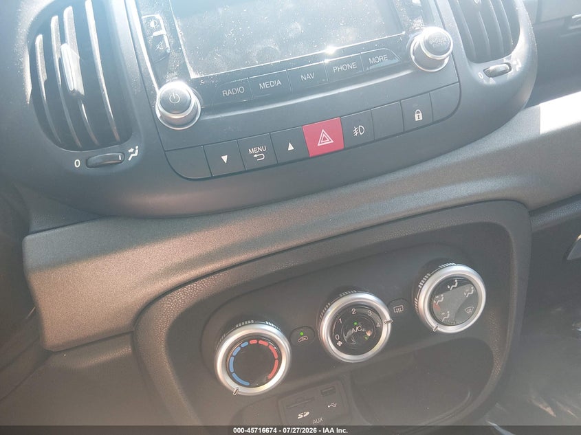 2014 FIAT 500L auction photo 6