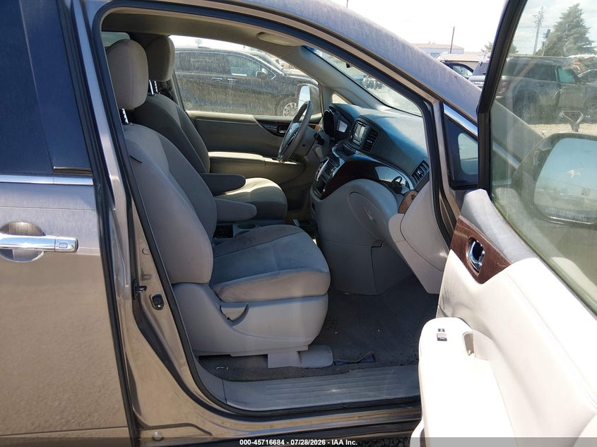 2017 NISSAN QUEST auction photo 5