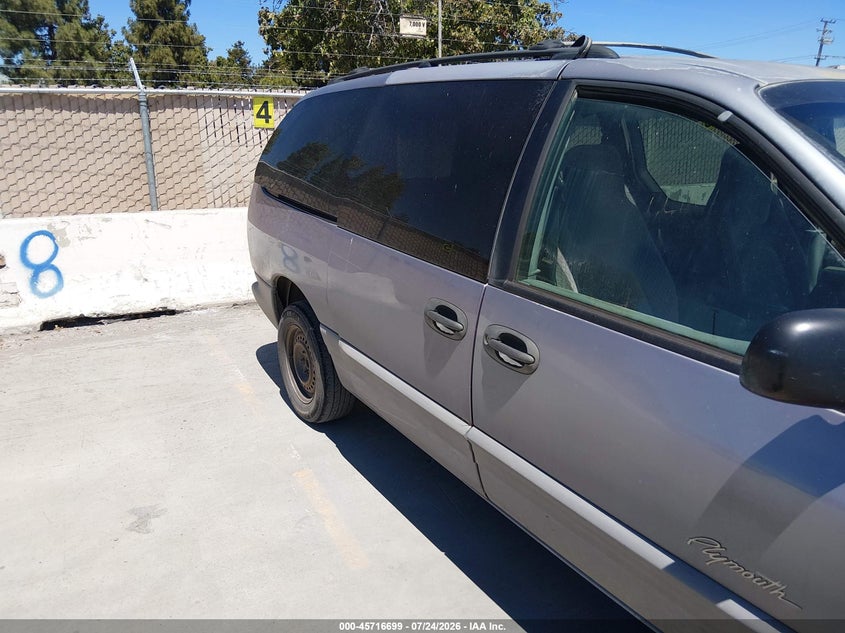 1998 PLYMOUTH GRAND VOYAGER auction photo 6