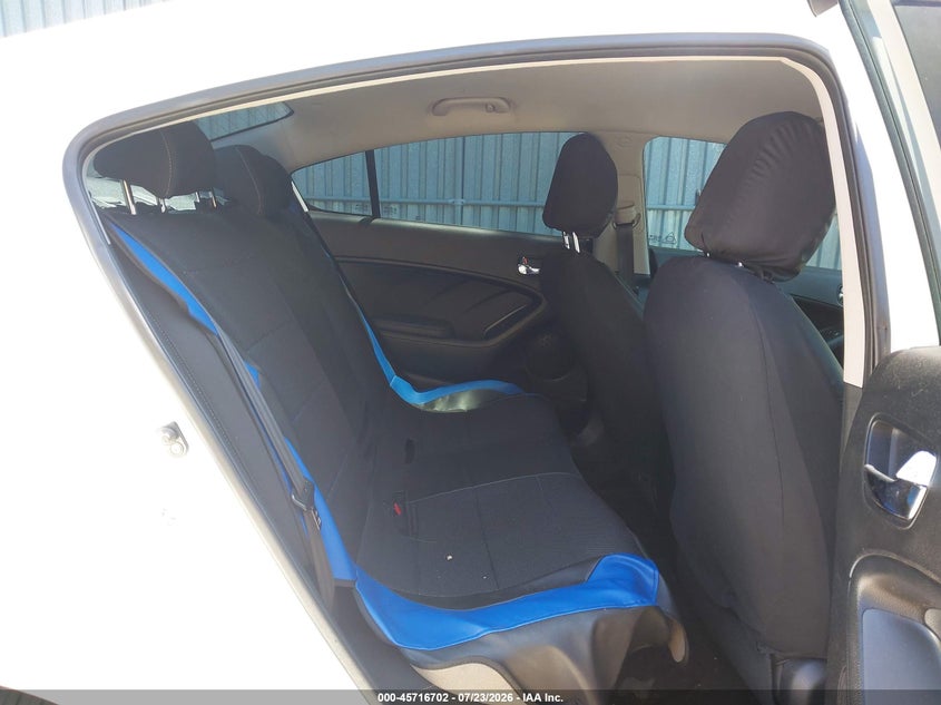 2016 KIA FORTE auction photo 8
