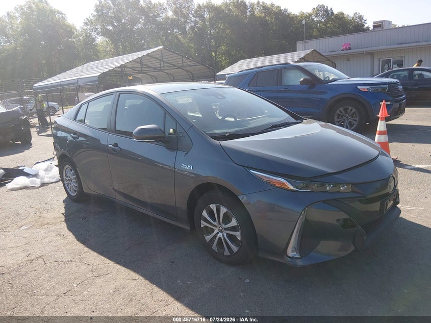 Vin: jtdkamfp5m3184096, lot: 46215398, toyota prius prime xle 2021 img_1