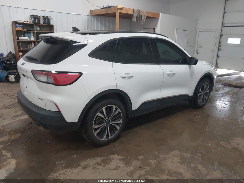 Vin: 1fmcu9g69nub93244, lot: 46215399, ford escape se 20224