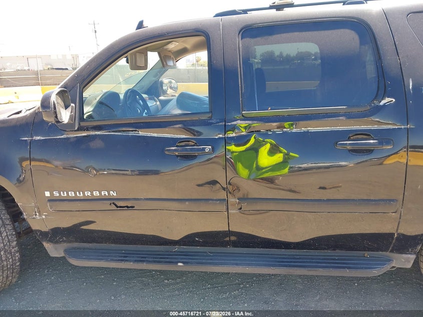 2008 CHEVROLET SUBURBAN 1500 auction photo 6