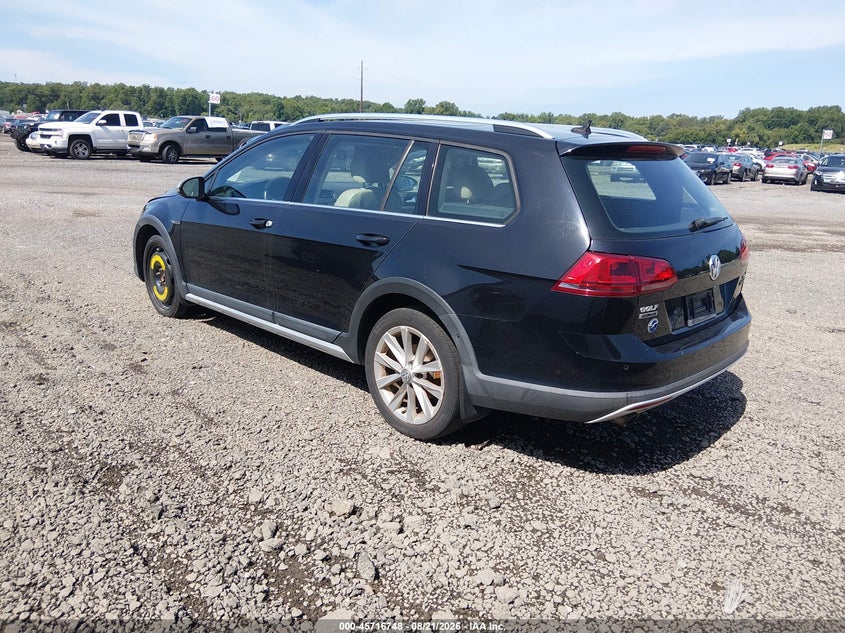 2017 VOLKSWAGEN GOLF ALLTRACK auction photo 3