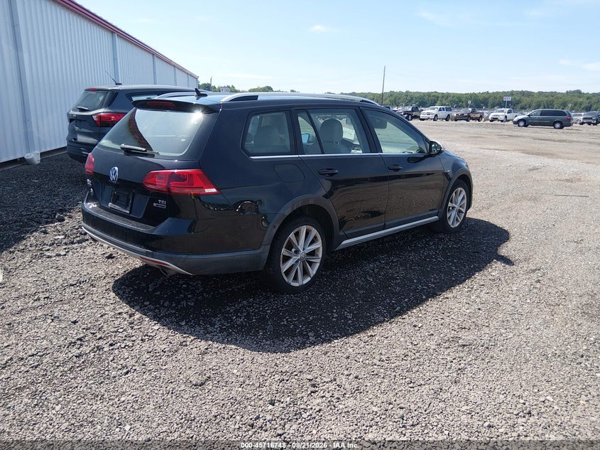 2017 VOLKSWAGEN GOLF ALLTRACK auction photo 4