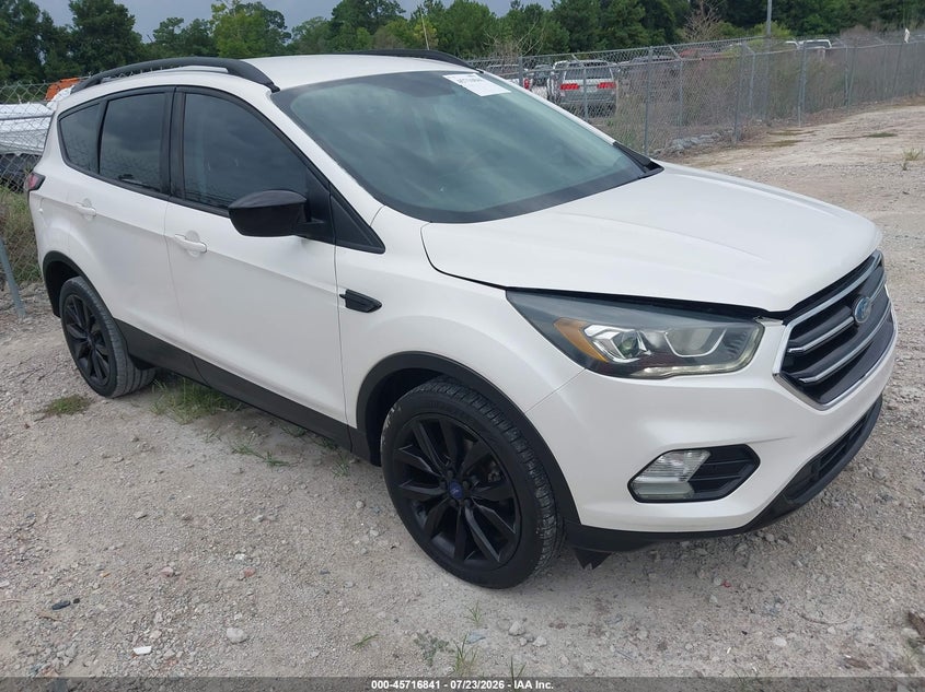 Vin: 1fmcu0gd6hua98686, lot: 46215523, ford escape se 2017 img_1