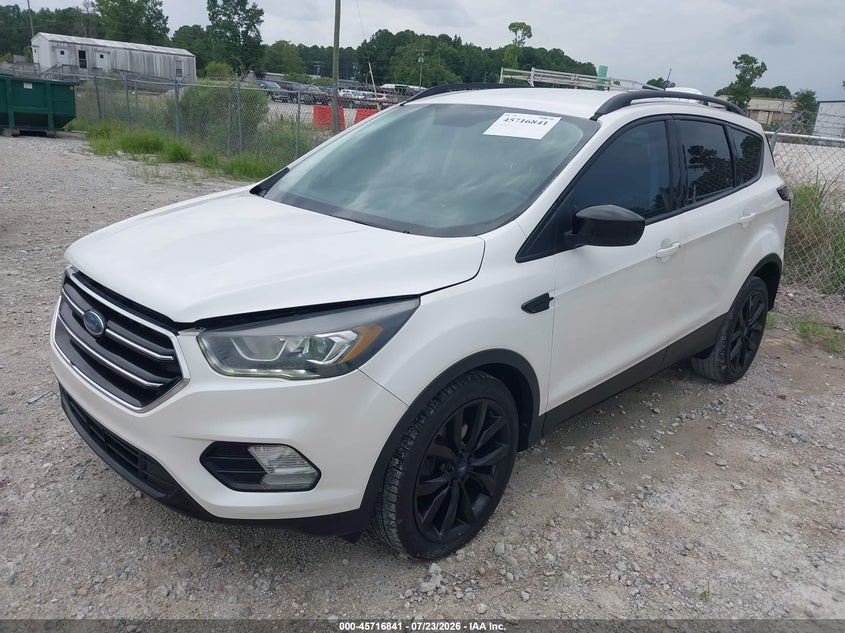 Vin: 1fmcu0gd6hua98686, lot: 46215523, ford escape se 20172