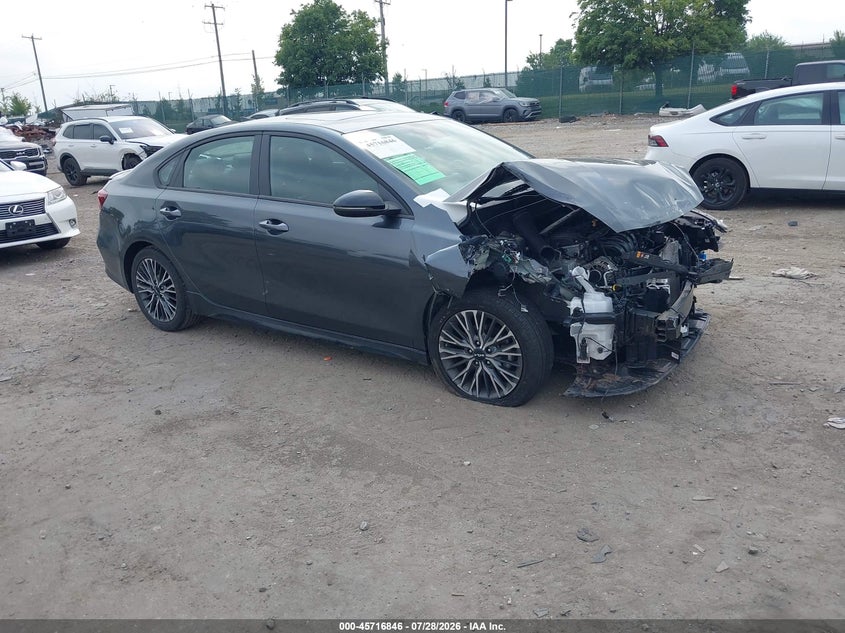 2024 KIA FORTE auction photo 1