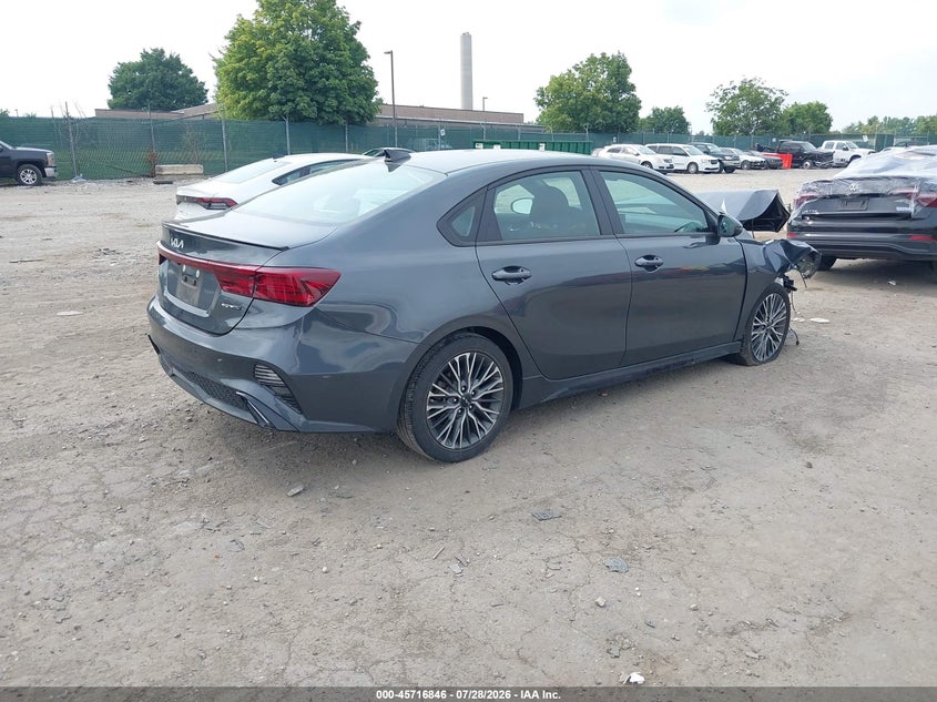 2024 KIA FORTE auction photo 4