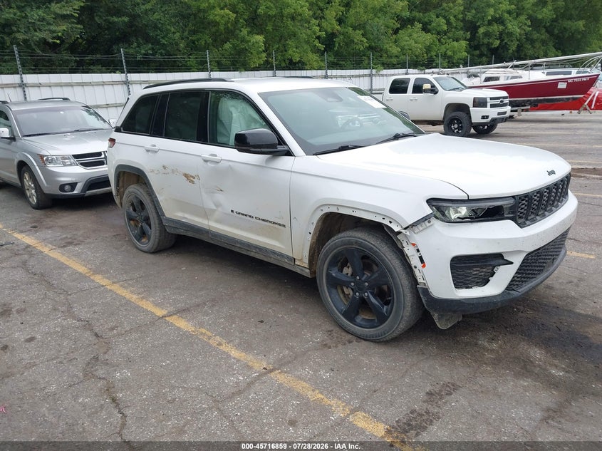 JEEP GRAND CHEROKEE - zdjęcie 1