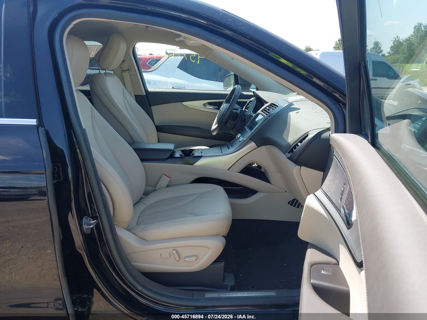 LINCOLN NAUTILUS 2020 VIN 2LMPJ6J93LBL30567