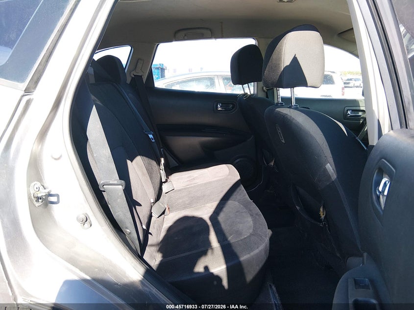 2011 NISSAN ROGUE auction photo 8