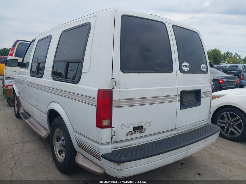 2001 CHEVROLET ASTRO auction photo 3