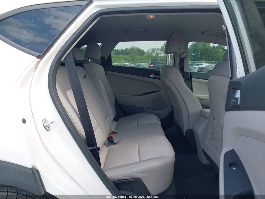 2017 HYUNDAI TUCSON auction photo 8