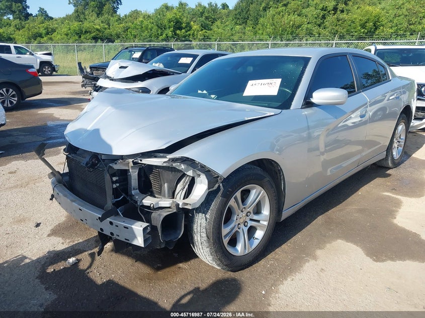 Vin: 2c3cdxbg4nh208037, lot: 46215669, dodge charger sxt rwd 20222