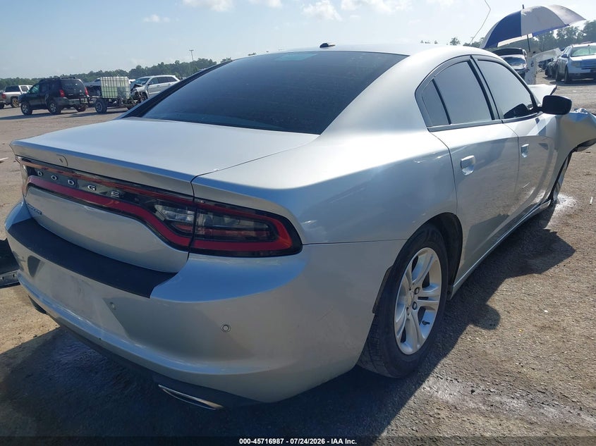 Vin: 2c3cdxbg4nh208037, lot: 46215669, dodge charger sxt rwd 20224