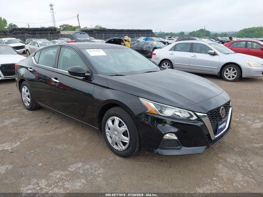 2019 NISSAN ALTIMA auction photo 1