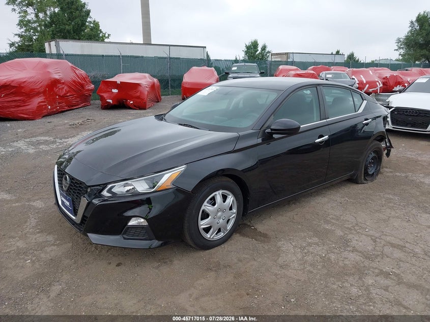2019 NISSAN ALTIMA auction photo 2