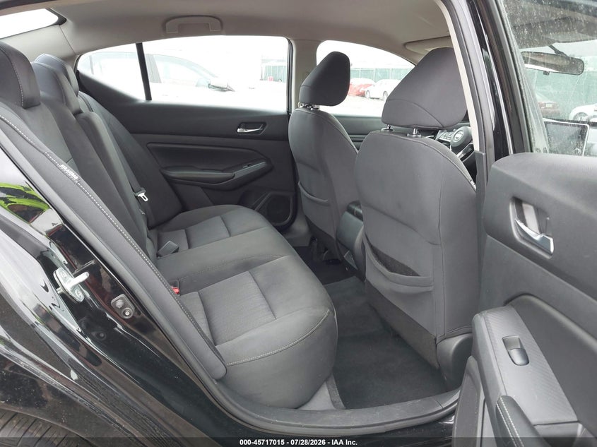 2019 NISSAN ALTIMA auction photo 8