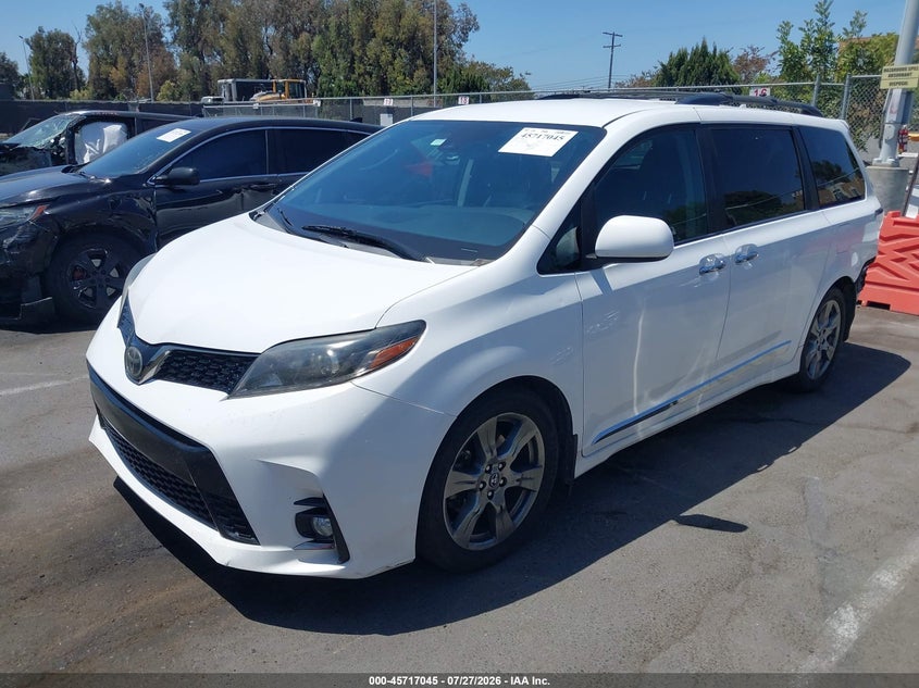 Vin: 5tdxz3dc6js958262, lot: 46215727, toyota sienna se 8 passenger 20182