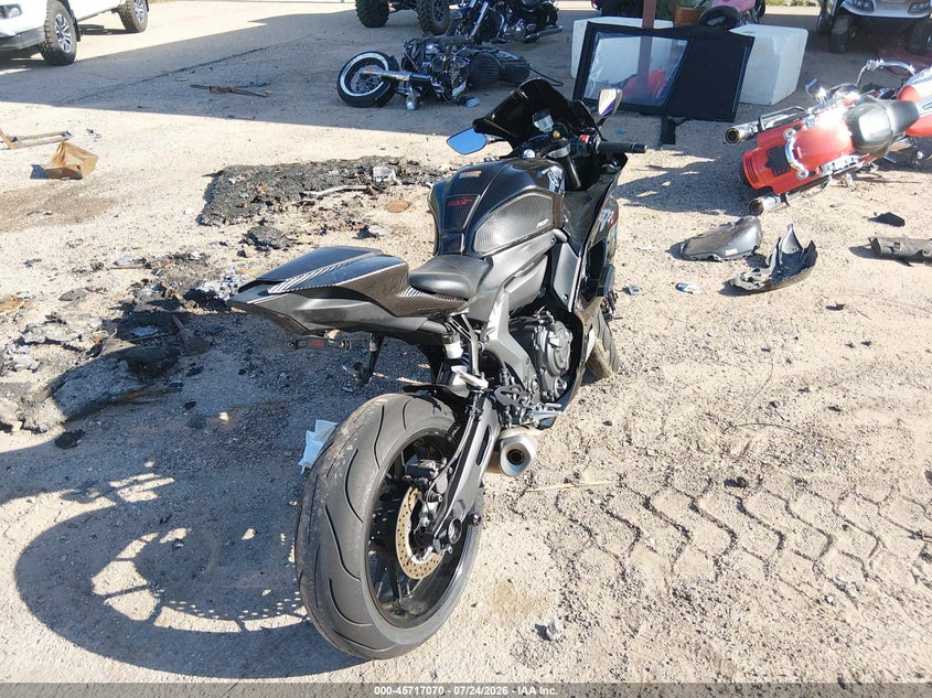 2022 YAMAHA YZFR7 auction photo 3