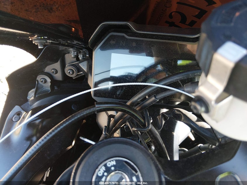 2022 YAMAHA YZFR7 auction photo 7