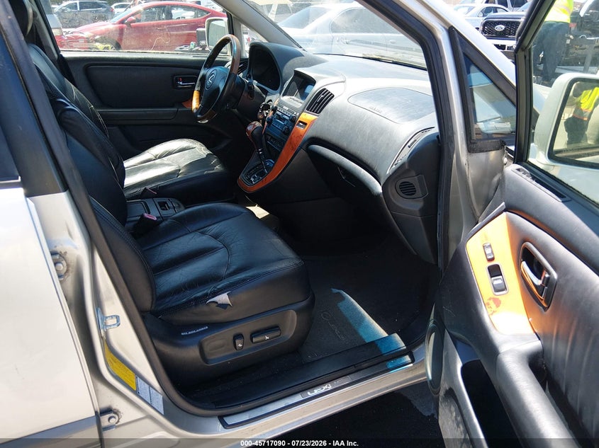 2002 LEXUS RX 300 auction photo 5