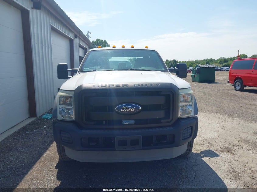 2011 FORD F-450 auction photo 6