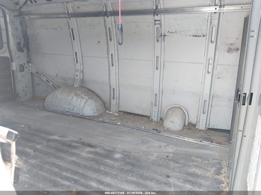 2010 CHEVROLET EXPRESS 1500 auction photo 8