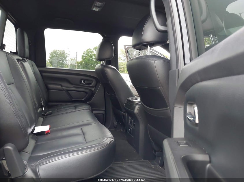 2018 NISSAN TITAN XD auction photo 8