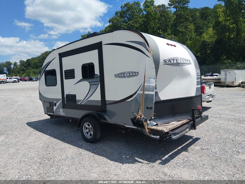 2018 STARCRAFT SATELLITE auction photo 3