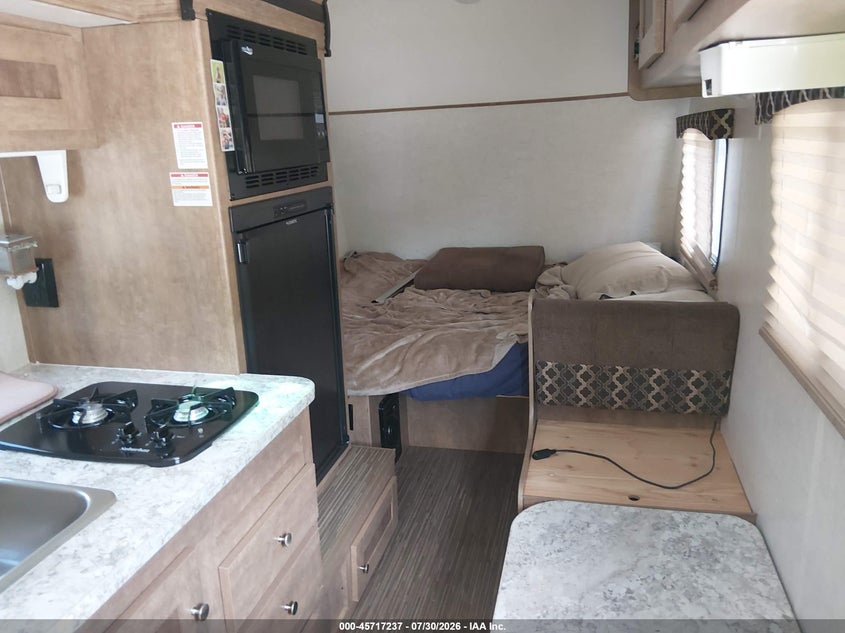 2018 STARCRAFT SATELLITE auction photo 5
