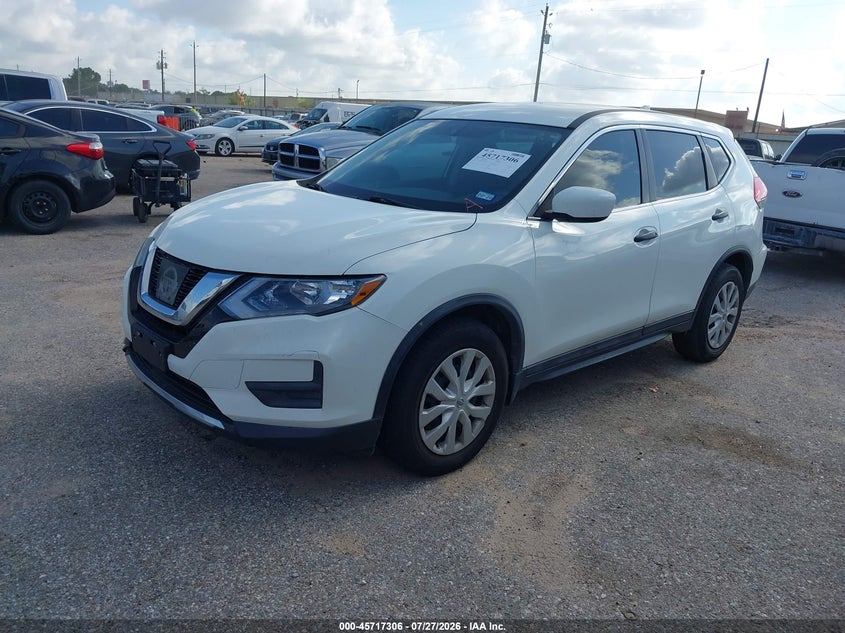 Vin: 5n1at2mt8hc865820, lot: 46215987, nissan rogue s 20172
